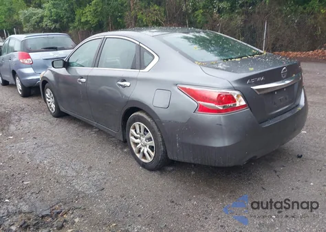 2015 Nissan Altima 2.5 S from USA, damaged, VIN 1N4AL3AP4FN371463